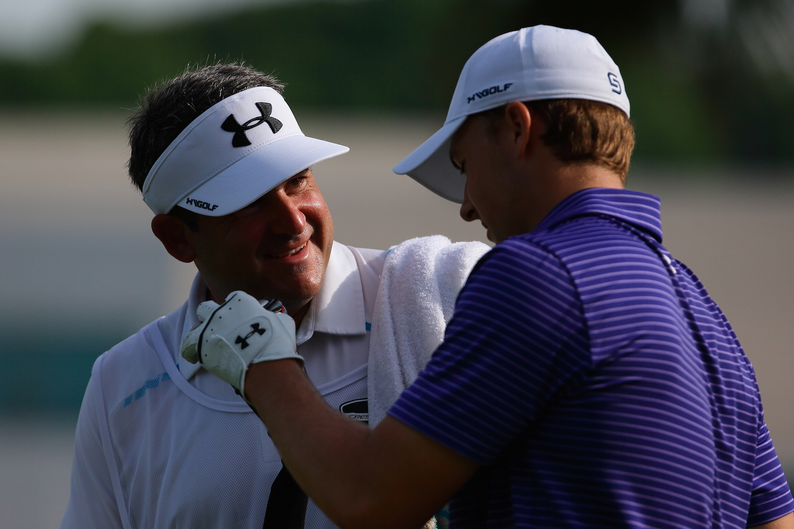 jordan spieth golf glove