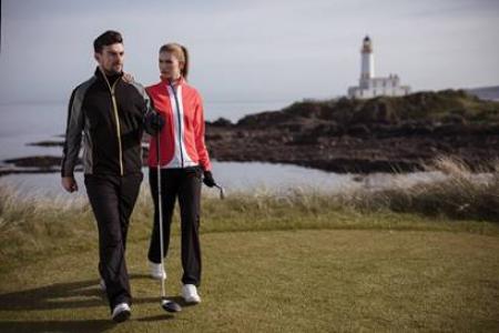 Sunderland of Scotland bring energy yellow and fire colour stories