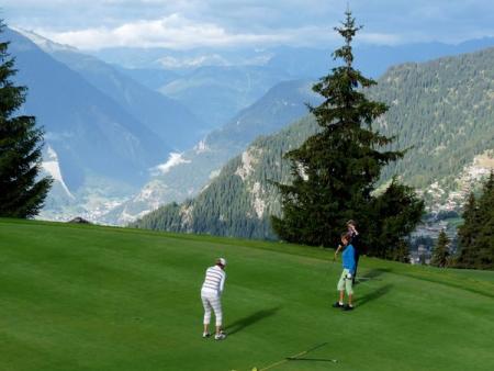 Swiss Roll: Golf in Switzerland