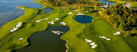 Justin Timberlake goes golfing in Stockholm
