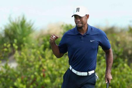 Tiger goes low at the Hero World Challenge
