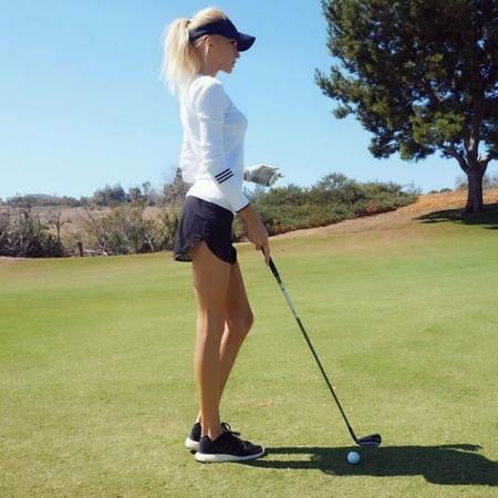 McKenna Pautsch, Swingin' Siren - GolfPunkHQ