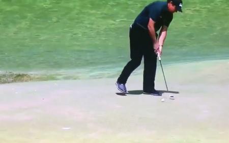 Phil Mickelson apologies for putting incident